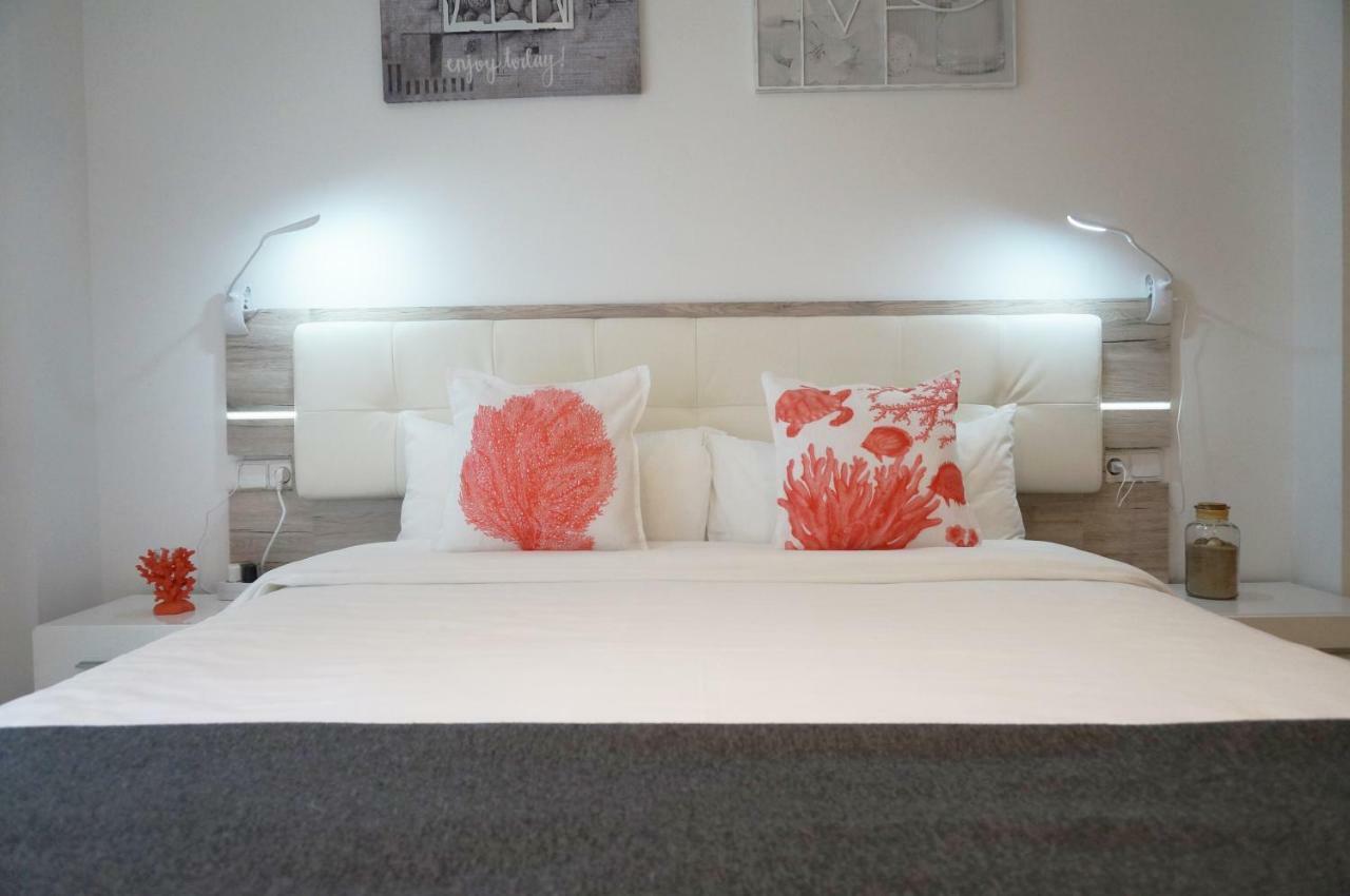 Matilda Home On The Beach Sitges Luaran gambar
